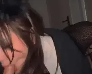 Clip sex Em hot girl thích bú cu người yêu – Cliphot69 | VIET69