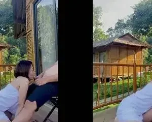 Em gái dâm quỳ gối bú mút ở ban công homestay – Viet69 | VIET69