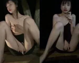 Quay em teen xinh tươi thủ dâm ngoài đường | VIET69